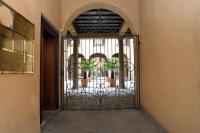 Lanzone Apartment - B&B Milan