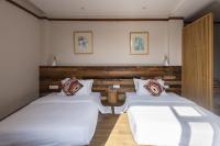 Japanese Style Twin Room with Mountain View & with Bathtub