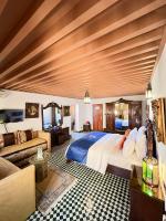 Junior Suite with Canal View