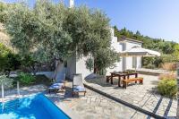 Villa Zoes - Skopelos Harbor & Sea Views - B&B Skópelos