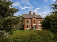Luxury Cheshire Farmhouse Sleeps 12+ - Ferienwohnung Crewe