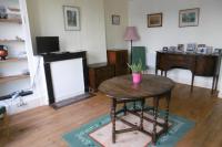 Sylvia's house - upstairs flat - B&B Jarnages