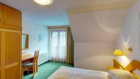 One-Bedroom Apartment with Balcony and Mountain View
