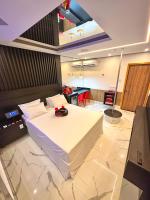 Studio mit Whirlpool