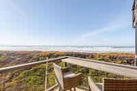 Oceanfront Views & Beach Access at Pelican Pnt 7! - B&B