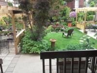 B&B Montreal - 3 Bedrooms 3 beds near metro -2 Parking Free - Bed and Breakfast Montreal