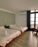 Quadruple Room with Balcony