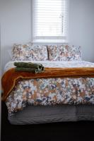 Holiday Home on Iconic Tay St Location 3 bedrooms - B&B Mount Maunganui