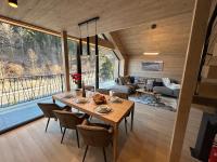Three-Bedroom Apartment with Mountain View
