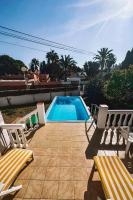 Family villa Casa KuKa I wonderful terrace with saltwater pool and BBQ area I beach in walking distance I pets welcome - Chambres d'hôtes Fuengirola