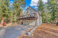Cozy Kings Beach Vacation Rental with Deck - B&B