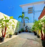 Grace House Prachuap - B&B