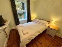 Doppelzimmer mit Gartenblick