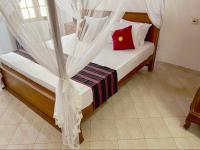 Chambre Double avec Toilettes Communes