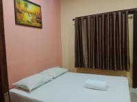 Aren Gili Homestay - Bed and Breakfast