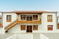 Home2Rest at Los Gigantes - 1 min to beach, restaurants, city center - 1bdr - Chambres d'hôtes Los Gigantes