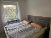 Schöne Wohnung in grüner Lage mit Fitnessgerät - B&B Linz