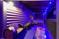 Ryes and Shine Bootlegger's Cabin! Hot Tub* Pool* Arcade* Billiards *EV * Pet Friendly - B&B Sevierville