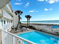 Aqua Villa Condo 204 Beachfront - B&B Fort Walton Beach