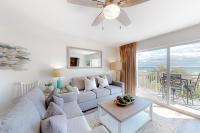 Pelican Isle 110 - B&B