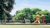 Comfortable Family Stay with Pool Near Beach - B&B Corpus Christi