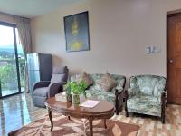 Deluxe One-Bedroom Apartment with Ocean View