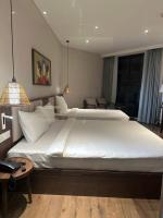 Triple Room with View