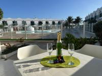Poetry Corralejo tu oasis favorito - B&B