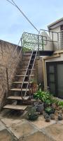 Upstairs R-1 Self-Catering Unit - B&B
