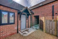 Modern Stockton Studio Room, Free WiFi & Parking - B&B