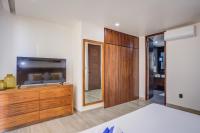 One-Bedroom Deluxe Apartment
