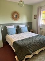 Doppel-/Zweibettzimmer mit Gartenblick