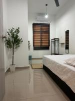 MODERN ARIEF Homestay - Bed and Breakfast Kuantan