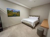Apartemen CozyStay Terbaik Podomoro City Deli Medan - Chambres d’hôtes