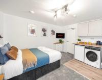 One-Bedroom Deluxe Apartment
