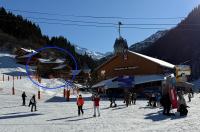 Meribel Centre La Chaudanne, real ski in and out right on main central slopes, 3 bedrooms 2 bathrooms, newly renovated, Chalet l'Épervière - Chambres d'hôtes Méribel