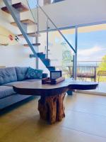 Beachfront Penthouse Condo with Amazing SunsetViews - B&B Bejuco