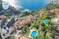 Unique Tropical Style Penthouse with a Dreamy View - by Portugal Collection - B&B