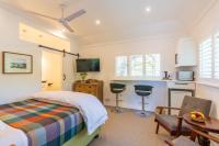 Chambre Lit Queen-Size avec Balcon