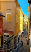 Casa Alessio, luminosa, centrale, ad un passo dal mare - B&B Varazze