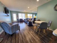 North Shore Inn TC 102 - B&B Traverse City