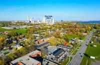 NEW Stylish 1BR Apartment With BBQ and Situated Close to the Falls and Can Sleep 4 Guests - Ferienwohnung