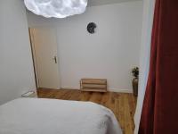 Chambre cosy près de Paris dans un appartement partagé - Chambres d’hôtes Saint-Ouen