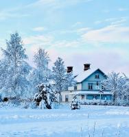 Villa Lilla Emma, Mysig Lägenhet i Jädraås, Nära Sjö och Kungsberget - Chambres d'hôtes Jädraås