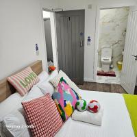 LONDON HEATHROW SLEEpHOUSE - B&B