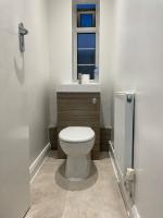 2 Bed Flat near Main Acton Line - Ferienwohnung London