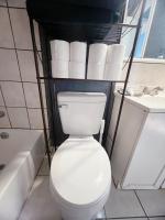 Pet friendly 2 bedroom located in the heart of OKC - Chambres d'hôtes Oklahoma City