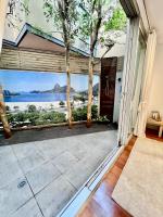 Stunning View room-Steps to Bondi Beach - B&B Sydney