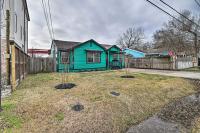 Cozy Bungalow Home, The Heights, 6 miles to Downtown! - Ferienwohnung Houston