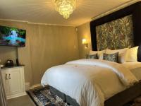 Deluxe Tweepersoonskamer met 1 of 2 Bedden en Uitzicht op de Bergen